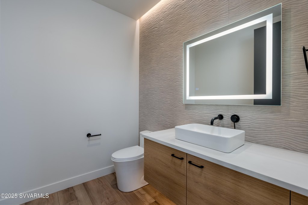 Sedona, Arizona, 86336, United States, 4 Bedrooms Bedrooms, ,4 BathroomsBathrooms,Residential,Forsale,1886697