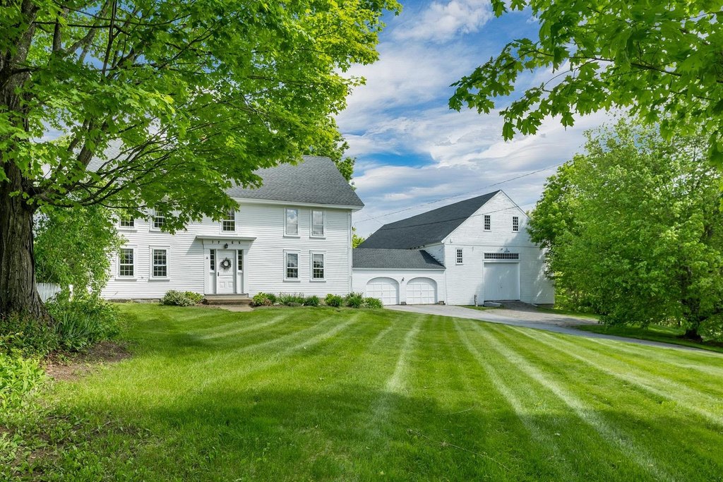 Weare, New Hampshire, 03281, United States, 4 Bedrooms Bedrooms, ,2.5 BathroomsBathrooms,Residential,Forsale,1952917