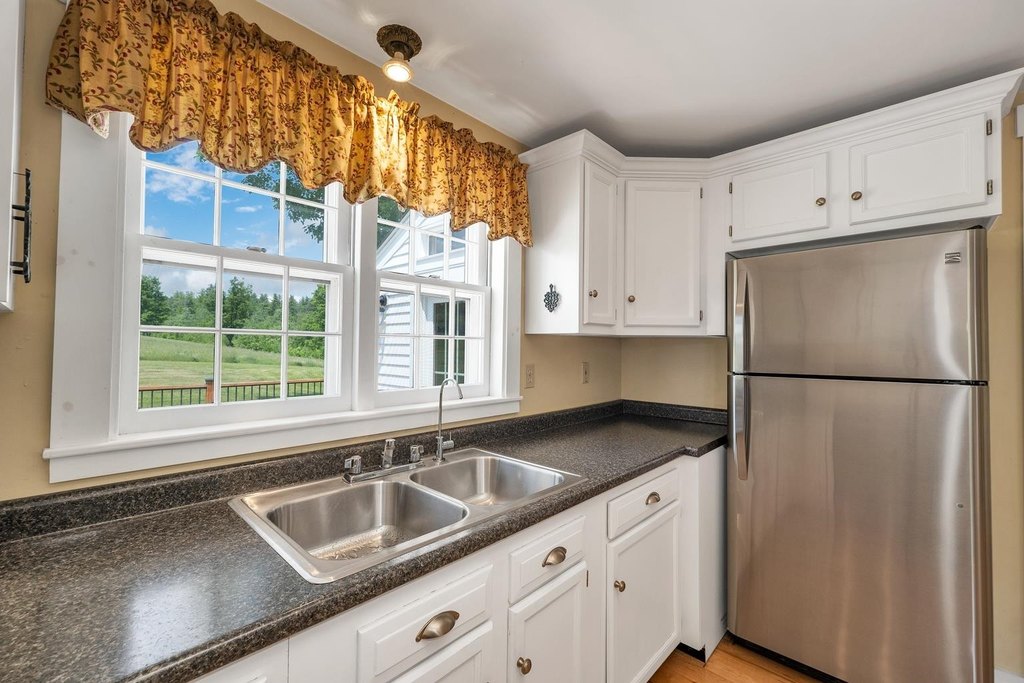 Weare, New Hampshire, 03281, United States, 4 Bedrooms Bedrooms, ,2.5 BathroomsBathrooms,Residential,Forsale,1952917