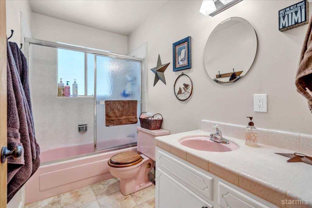 South Lake Tahoe, California, 96150, United States, 2 Bedrooms Bedrooms, ,1 BathroomBathrooms,Residential,Forsale,1920156