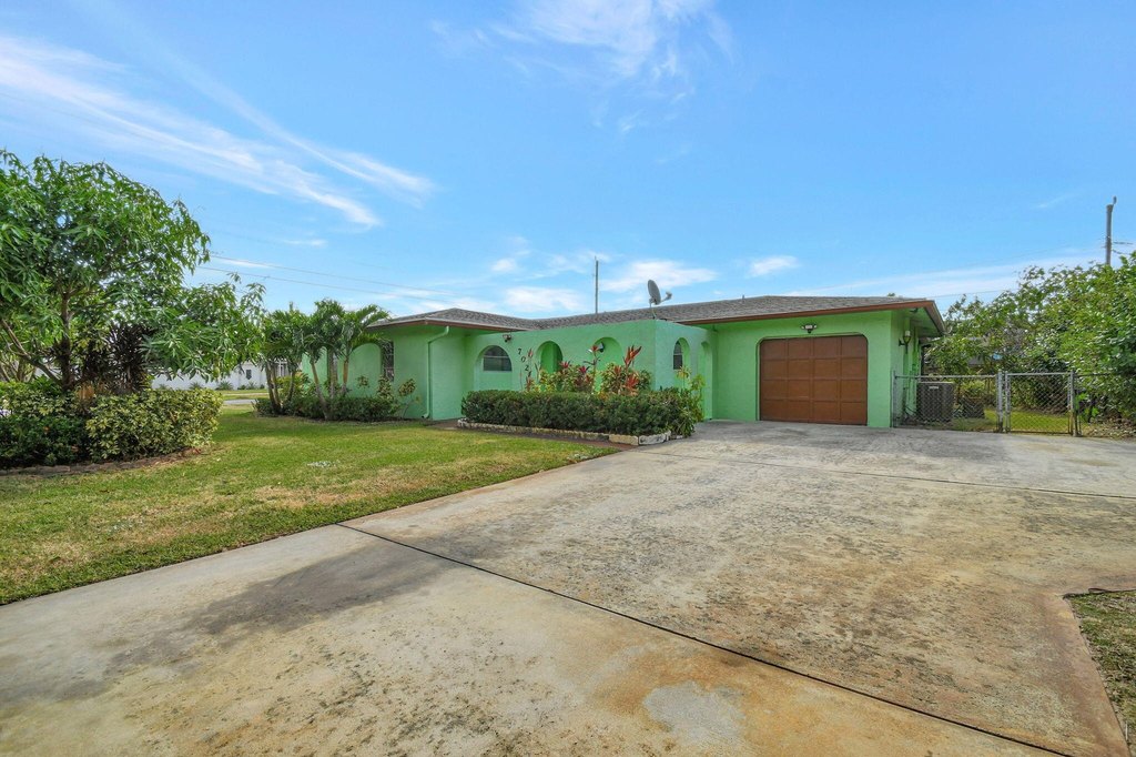 Boynton Beach, Florida, 33435, United States, 3 Bedrooms Bedrooms, ,2 BathroomsBathrooms,Residential,Forsale,1886558