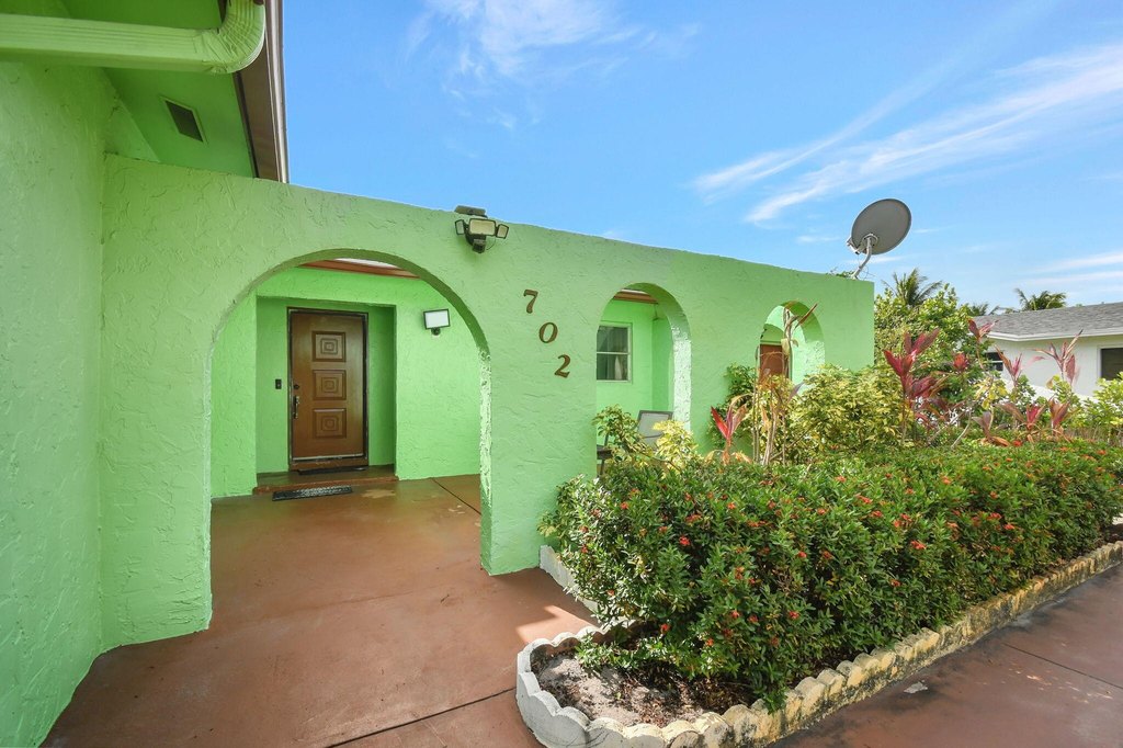 Boynton Beach, Florida, 33435, United States, 3 Bedrooms Bedrooms, ,2 BathroomsBathrooms,Residential,Forsale,1886558