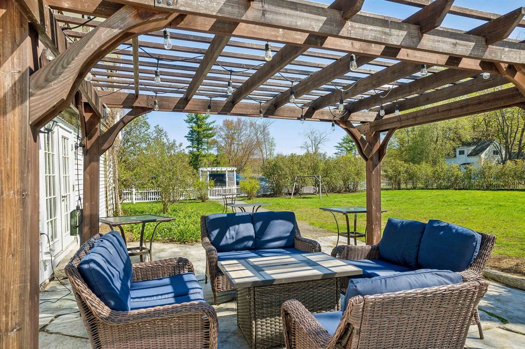 Lyme, New Hampshire, 03768, United States, ,Commercial,Forsale,1999508