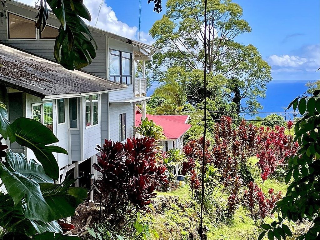 Hana, Hawaii, 96713, United States, 6 Bedrooms Bedrooms, ,3 BathroomsBathrooms,Residential,Forsale,1990112