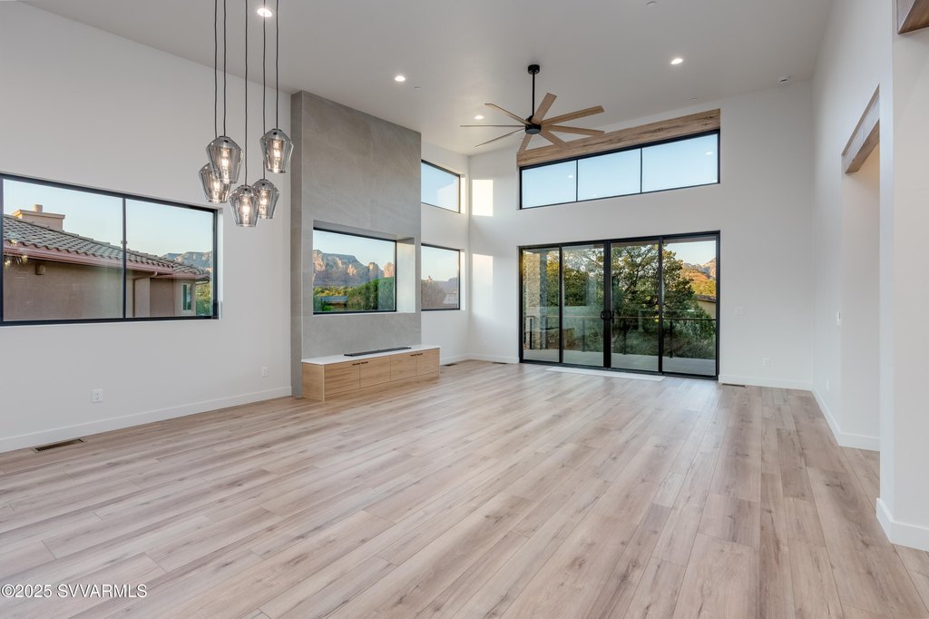 Sedona, Arizona, 86336, United States, 4 Bedrooms Bedrooms, ,4 BathroomsBathrooms,Residential,Forsale,1886697