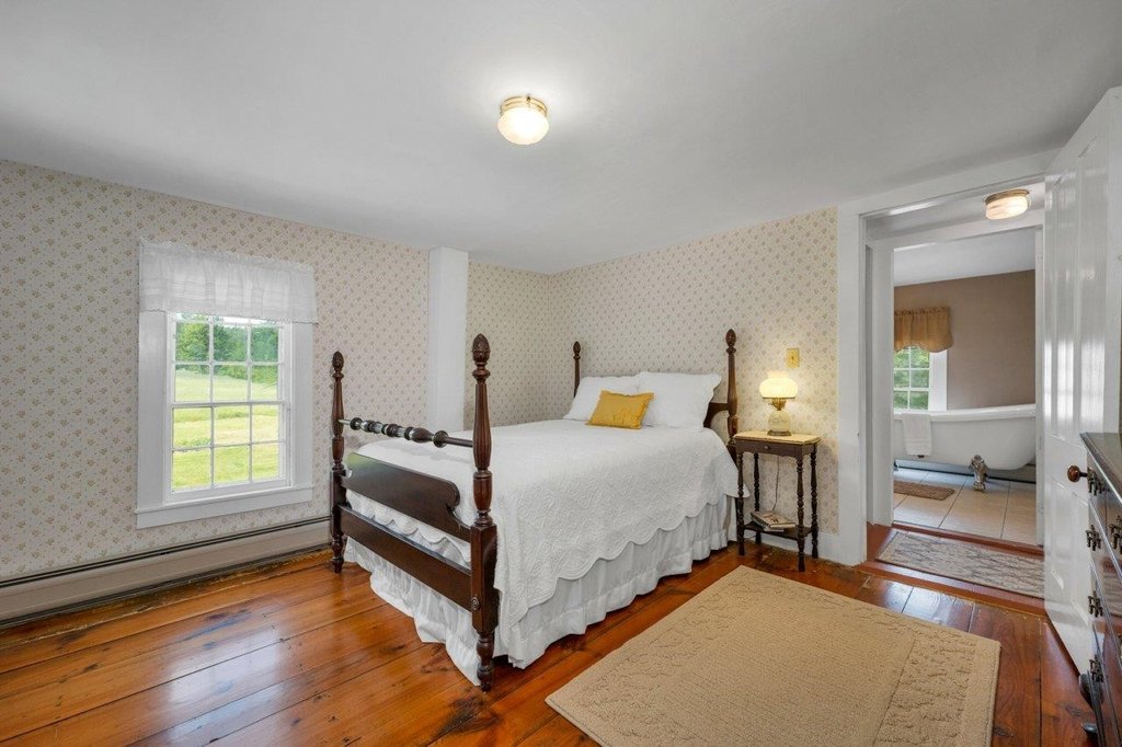 Weare, New Hampshire, 03281, United States, 4 Bedrooms Bedrooms, ,2.5 BathroomsBathrooms,Residential,Forsale,1952917