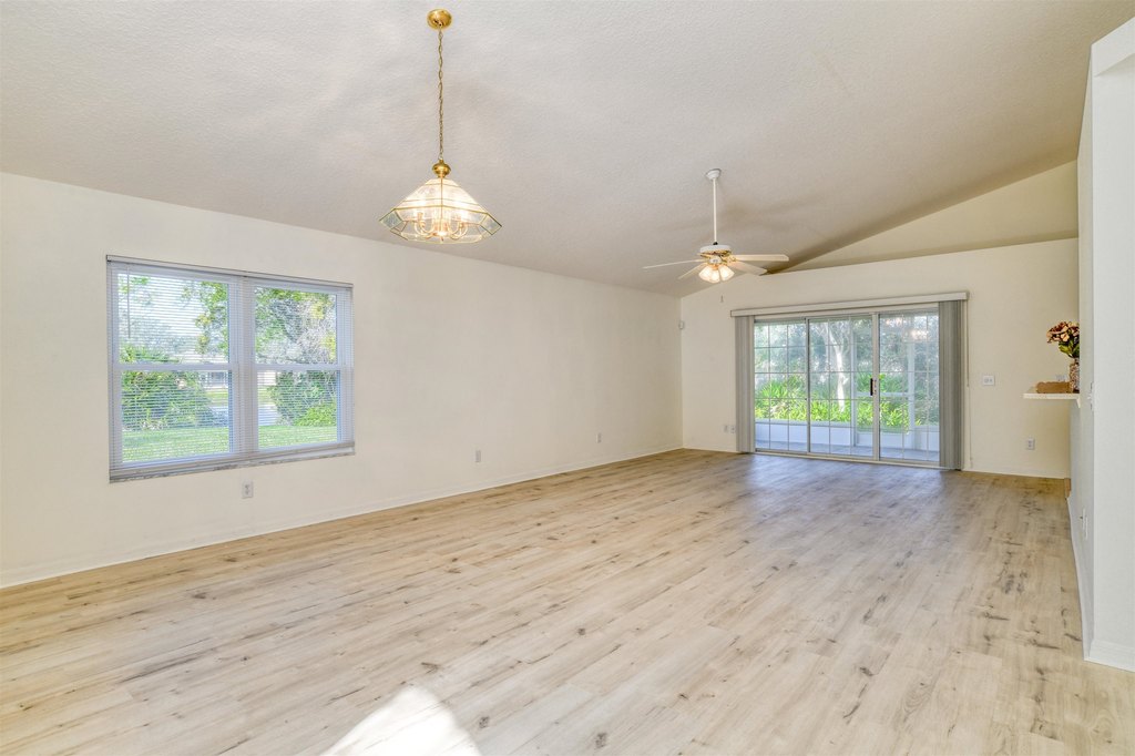 St Augustine, Florida, 32080, United States, 3 Bedrooms Bedrooms, ,2 BathroomsBathrooms,Residential,Forsale,1914461