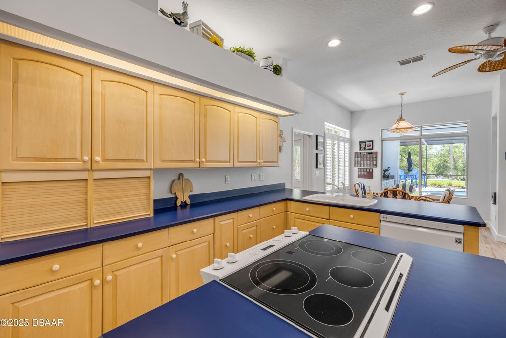 Port Orange, Florida, 32127, United States, 5 Bedrooms Bedrooms, ,4.5 BathroomsBathrooms,Residential,Forsale,1900241