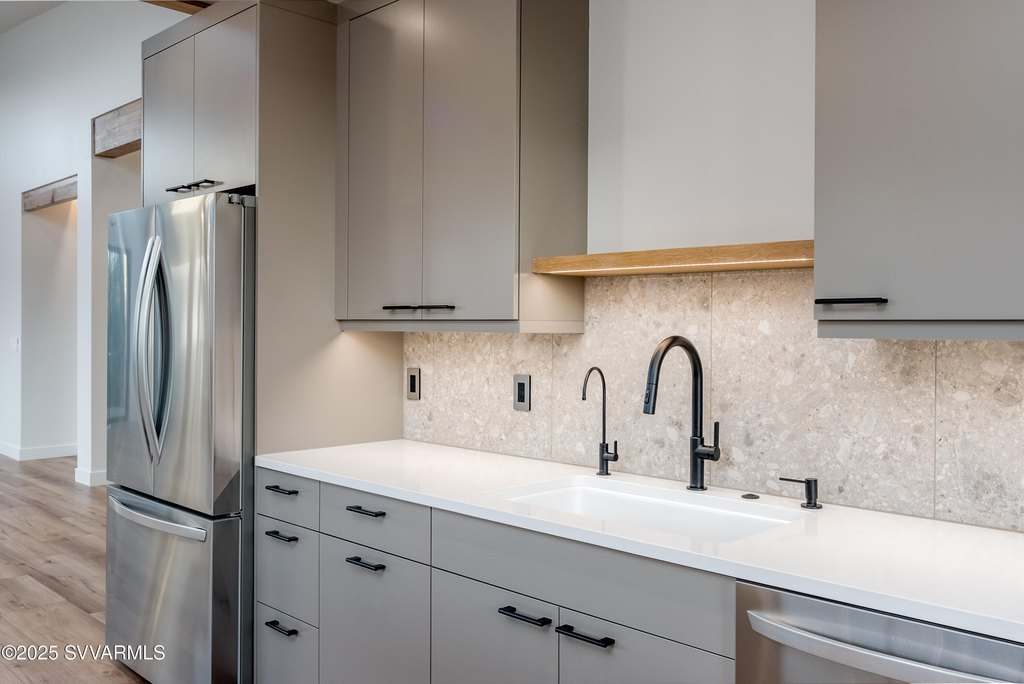 Sedona, Arizona, 86336, United States, 4 Bedrooms Bedrooms, ,4 BathroomsBathrooms,Residential,Forsale,1886697