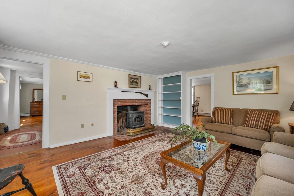 Weare, New Hampshire, 03281, United States, 4 Bedrooms Bedrooms, ,2.5 BathroomsBathrooms,Residential,Forsale,1952917