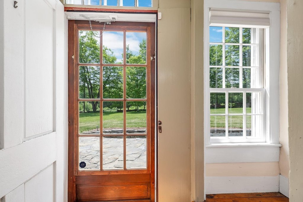 Weare, New Hampshire, 03281, United States, 4 Bedrooms Bedrooms, ,2.5 BathroomsBathrooms,Residential,Forsale,1952917