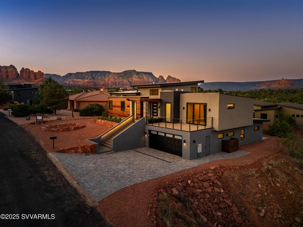 Sedona, Arizona, 86336, United States, 4 Bedrooms Bedrooms, ,4 BathroomsBathrooms,Residential,Forsale,1886697