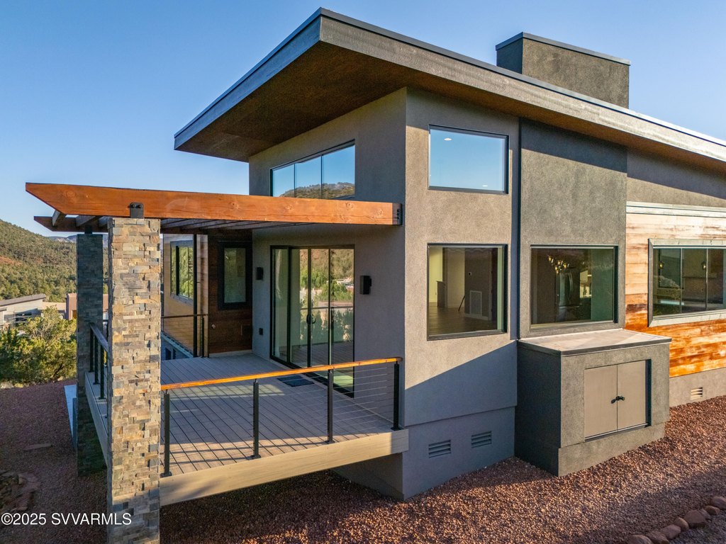 Sedona, Arizona, 86336, United States, 4 Bedrooms Bedrooms, ,4 BathroomsBathrooms,Residential,Forsale,1886697