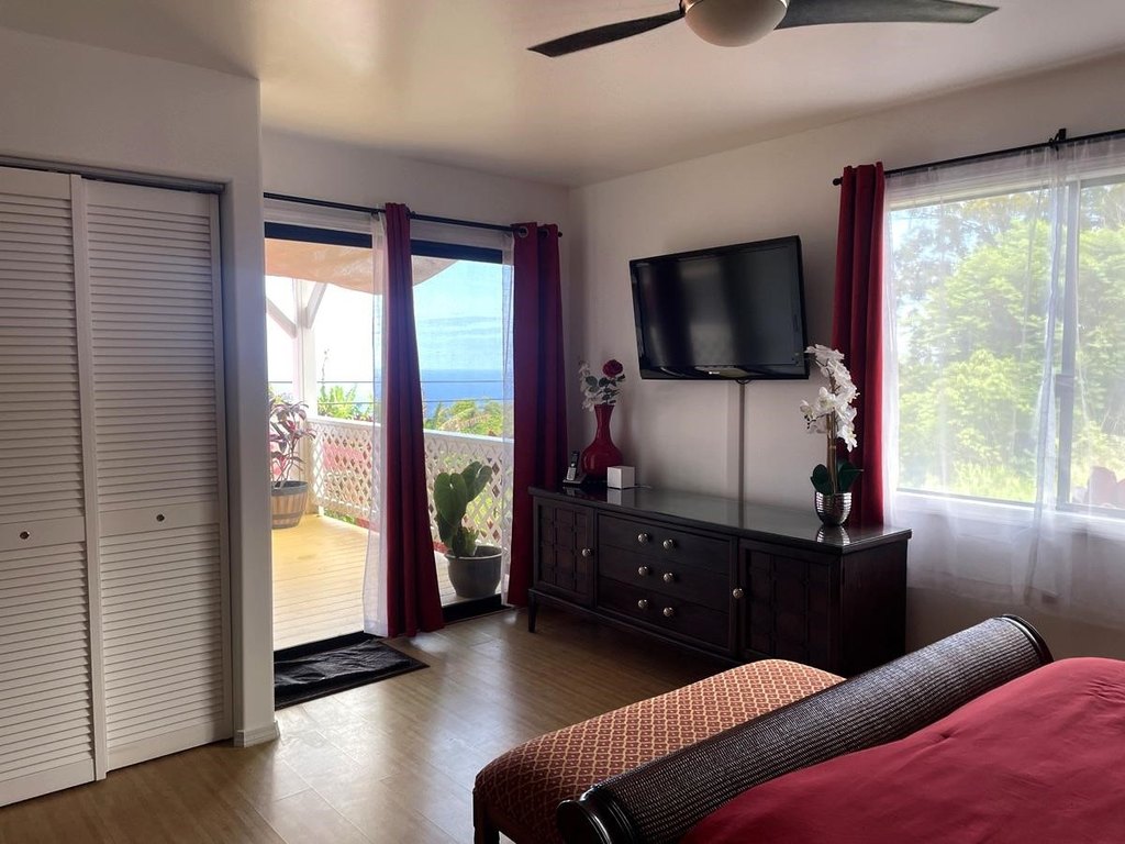 Hana, Hawaii, 96713, United States, 6 Bedrooms Bedrooms, ,3 BathroomsBathrooms,Residential,Forsale,1990112