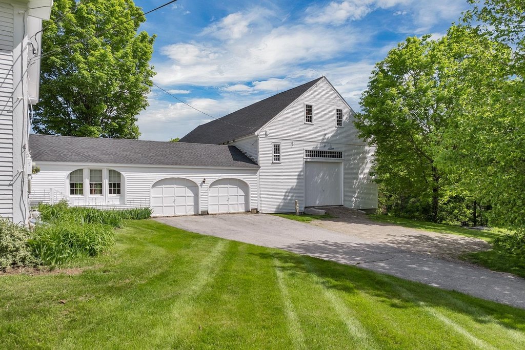 Weare, New Hampshire, 03281, United States, 4 Bedrooms Bedrooms, ,2.5 BathroomsBathrooms,Residential,Forsale,1952917