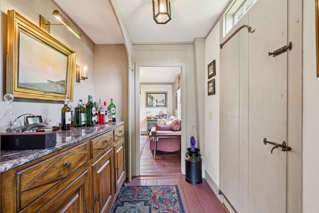 Barnard, Vermont, 05031, United States, 3 Bedrooms Bedrooms, ,3.5 BathroomsBathrooms,Residential,Forsale,1999503