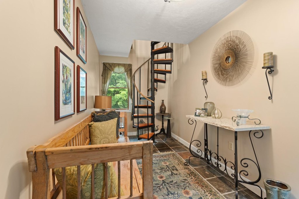 North Hampton, New Hampshire, 03862, United States, 4 Bedrooms Bedrooms, ,4.5 BathroomsBathrooms,Residential,Forsale,1941232
