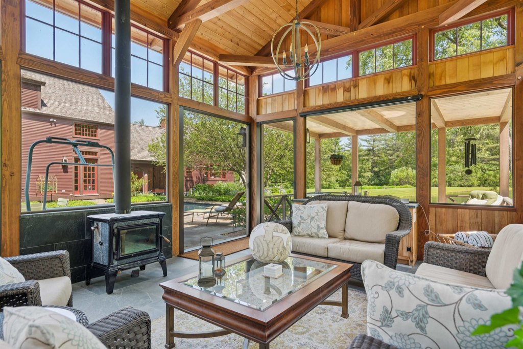 Barnard, Vermont, 05031, United States, 3 Bedrooms Bedrooms, ,3.5 BathroomsBathrooms,Residential,Forsale,1999503