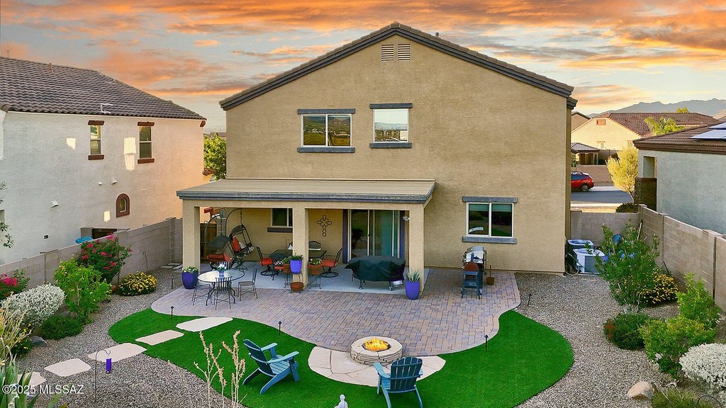 Tucson, Arizona, 85742, United States, 5 Bedrooms Bedrooms, ,3 BathroomsBathrooms,Residential,Forsale,1988803