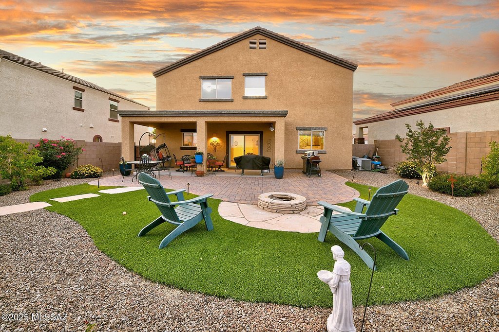 Tucson, Arizona, 85742, United States, 5 Bedrooms Bedrooms, ,3 BathroomsBathrooms,Residential,Forsale,1988803