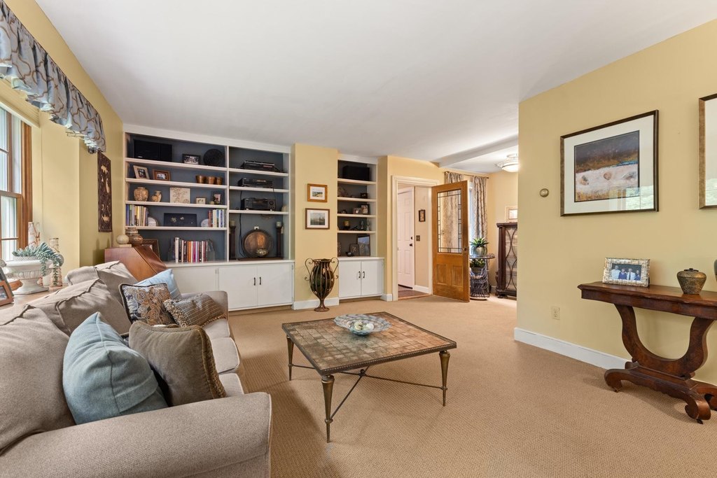 North Hampton, New Hampshire, 03862, United States, 4 Bedrooms Bedrooms, ,4.5 BathroomsBathrooms,Residential,Forsale,1941232