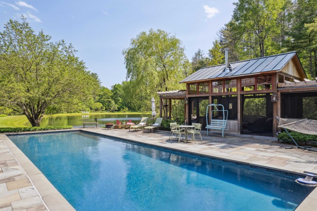 Barnard, Vermont, 05031, United States, 3 Bedrooms Bedrooms, ,3.5 BathroomsBathrooms,Residential,Forsale,1999503