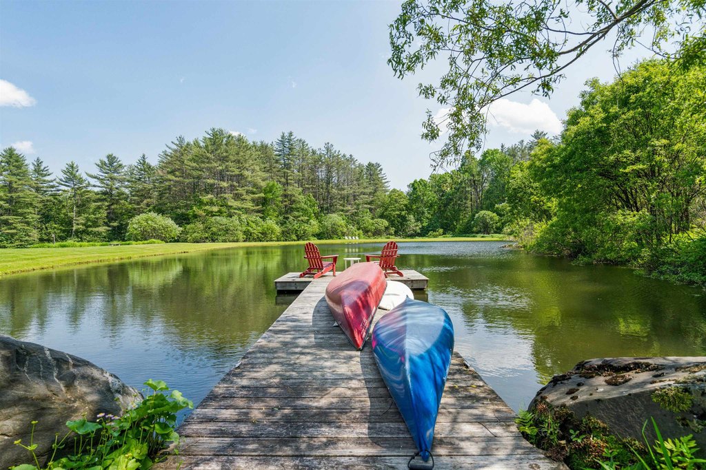Barnard, Vermont, 05031, United States, 3 Bedrooms Bedrooms, ,3.5 BathroomsBathrooms,Residential,Forsale,1999503