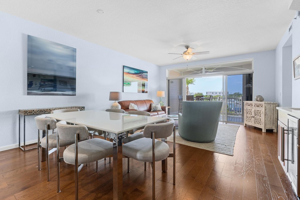 Key West, Florida, 33040, United States, 2 Bedrooms Bedrooms, ,2 BathroomsBathrooms,Residential,Forsale,1944406