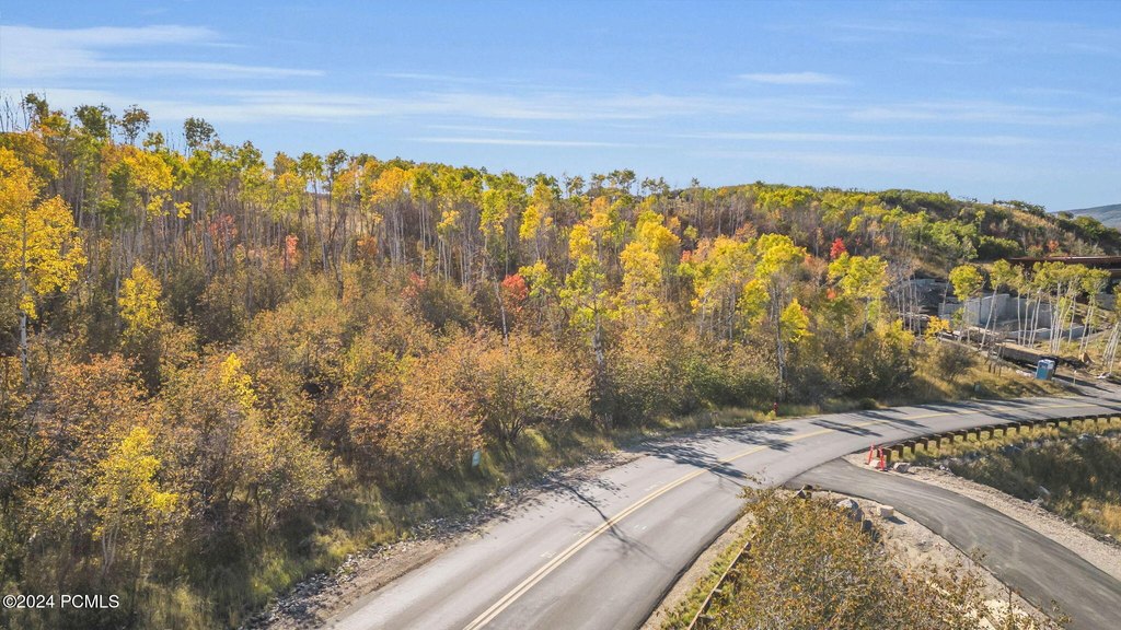 Park City, Utah, 84098, United States, 5 Bedrooms Bedrooms, ,5.5 BathroomsBathrooms,Residential,Forsale,1994172