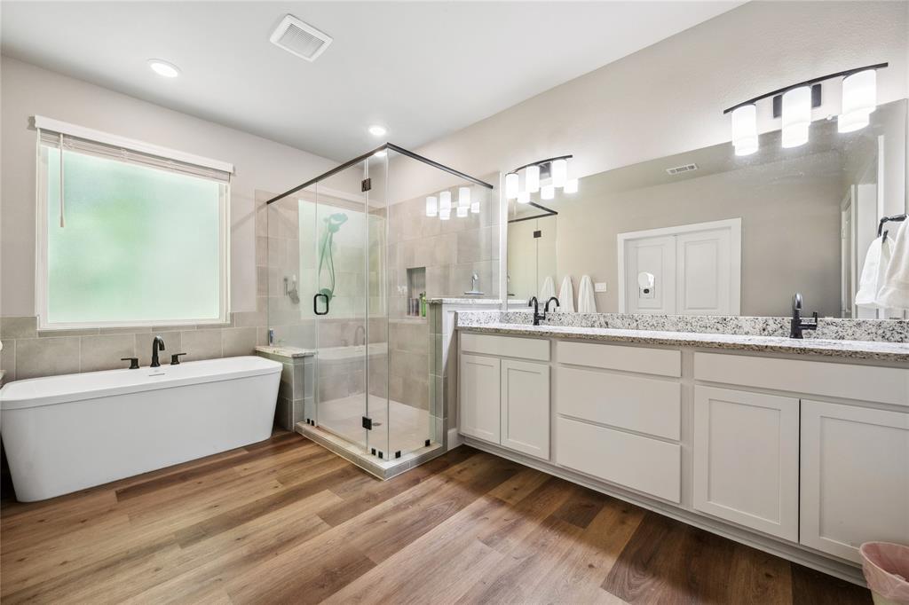 Montgomery, Texas, 77316, United States, 4 Bedrooms Bedrooms, ,3 BathroomsBathrooms,Residential,Forsale,1953049