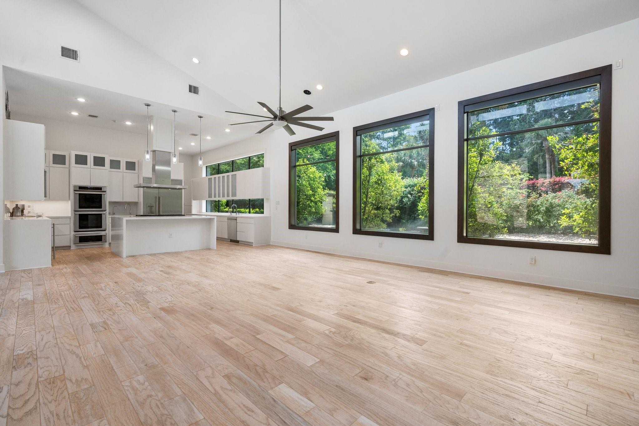 Montgomery, Texas, 77356, United States, 4 Bedrooms Bedrooms, ,4 BathroomsBathrooms,Residential,Forsale,1953047