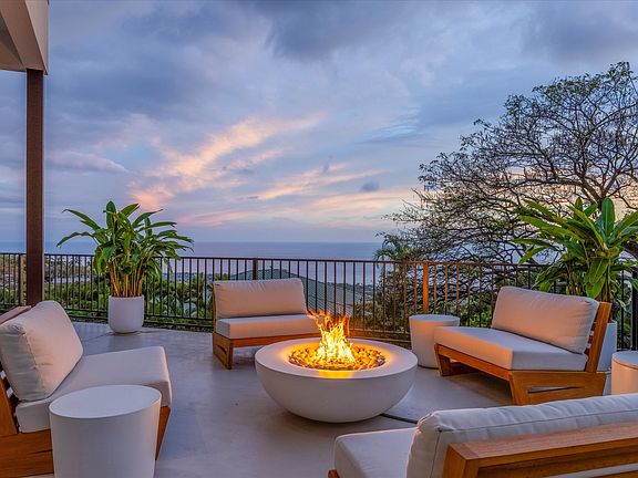 Kailua Kona, Hawaii, 96740, United States, 4 Bedrooms Bedrooms, ,5 BathroomsBathrooms,Residential,Forsale,1886683