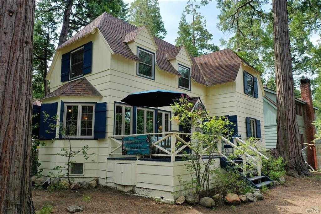Lake Arrowhead, California, 92352, United States, 4 Bedrooms Bedrooms, ,2 BathroomsBathrooms,Residential,Forsale,1908060