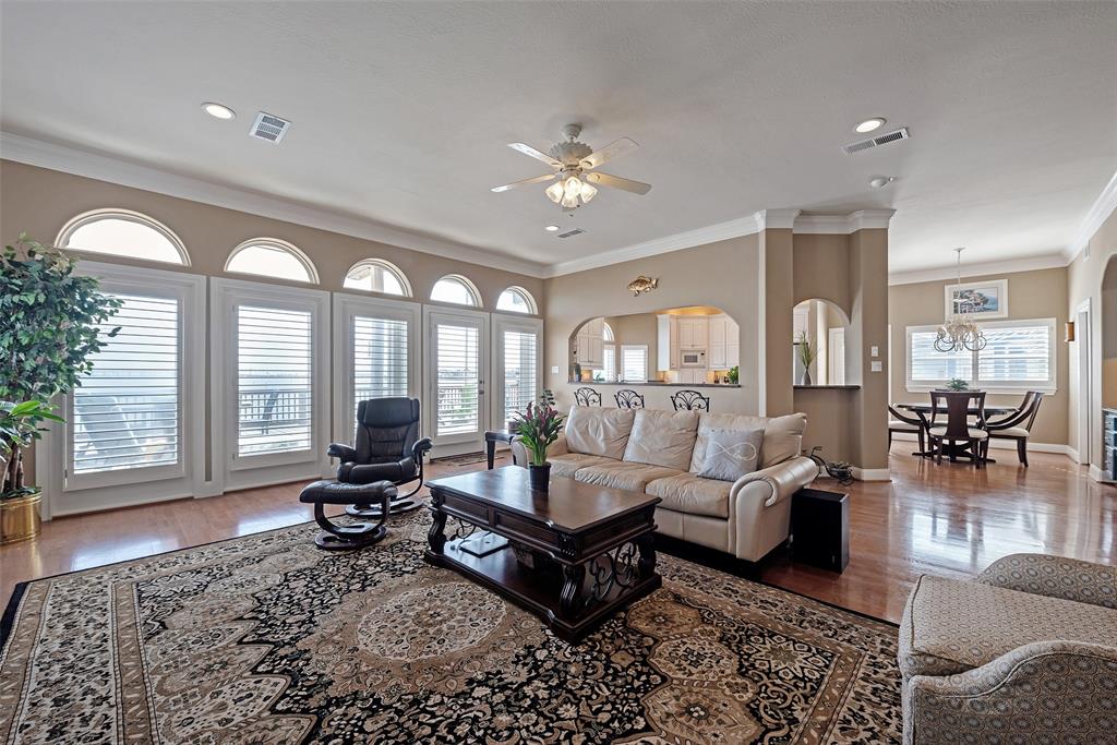 Galveston, Texas, 77554, United States, 4 Bedrooms Bedrooms, ,2 BathroomsBathrooms,Residential,Forsale,1953050