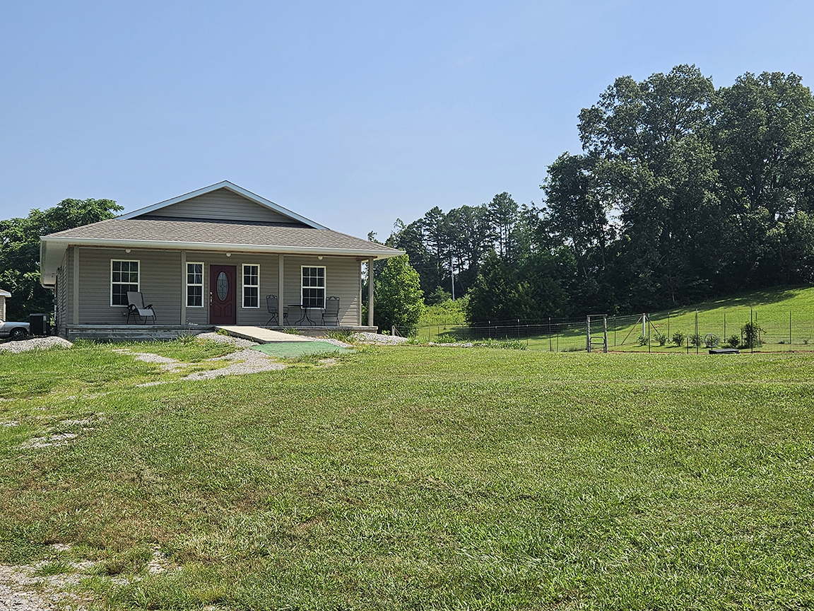 Doyle, Tennessee, 38559, United States, 3 Bedrooms Bedrooms, ,2 BathroomsBathrooms,Residential,Forsale,1886029