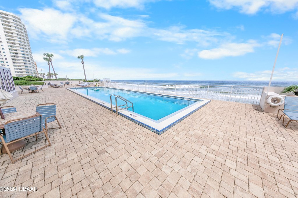 Daytona Beach Shores, Florida, 32118, United States, 3 Bedrooms Bedrooms, ,2 BathroomsBathrooms,Residential,Forsale,1919183