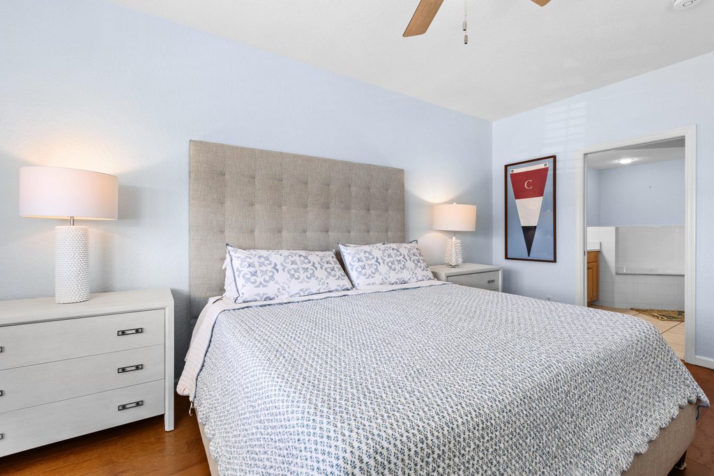 Key West, Florida, 33040, United States, 2 Bedrooms Bedrooms, ,2 BathroomsBathrooms,Residential,Forsale,1944406