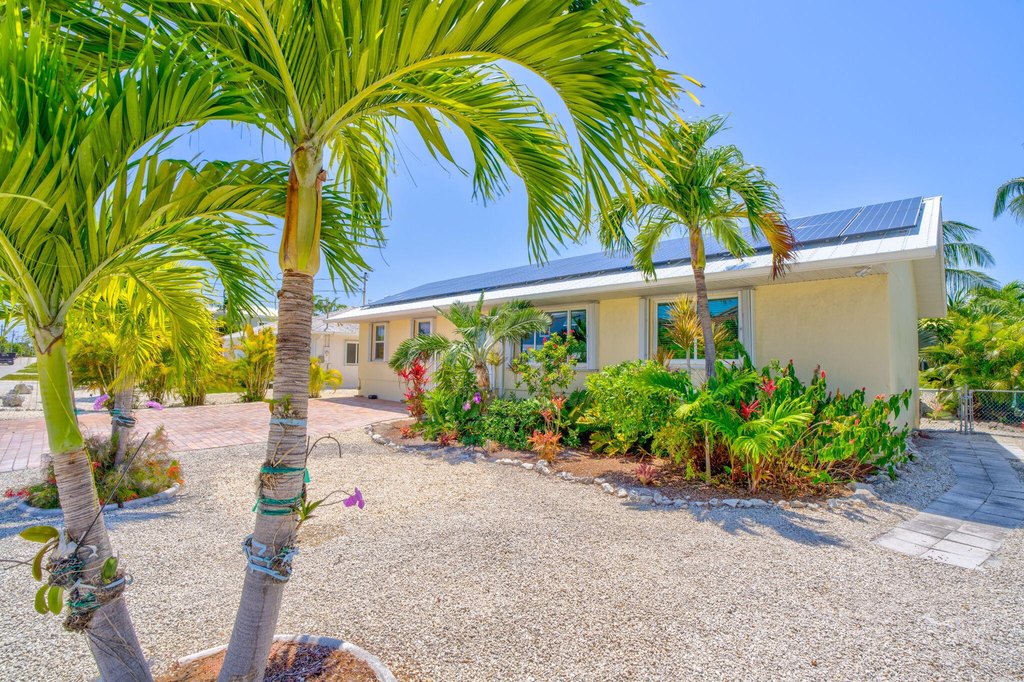 Key Colony, Florida, 33051, United States, 3 Bedrooms Bedrooms, ,2 BathroomsBathrooms,Residential,Forsale,1971901