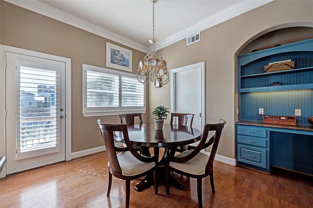 Galveston, Texas, 77554, United States, 4 Bedrooms Bedrooms, ,2 BathroomsBathrooms,Residential,Forsale,1953050