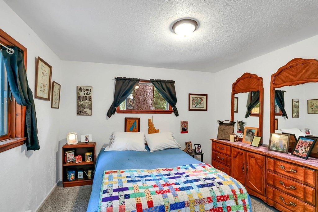 McCall, Idaho, 83638, United States, 5 Bedrooms Bedrooms, ,3 BathroomsBathrooms,Residential,Forsale,1889387
