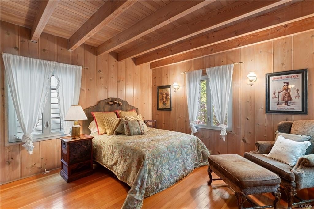 Lake Arrowhead, California, 92352, United States, 4 Bedrooms Bedrooms, ,2 BathroomsBathrooms,Residential,Forsale,1908060