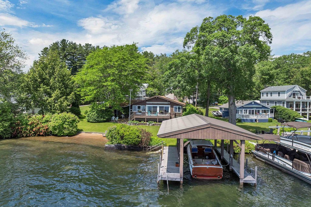 Laconia, New Hampshire, 03246, United States, 3 Bedrooms Bedrooms, ,1.5 BathroomsBathrooms,Residential,Forsale,1968465 Laconia, New Hampshire, 03246, United States, 3 Bedrooms Bedrooms, ,1.5 BathroomsBathrooms,Residential,Forsale,1968465