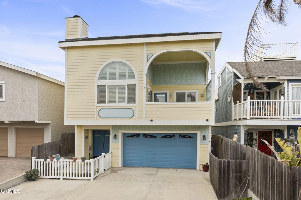 Oxnard, California, 93035, United States, 3 Bedrooms Bedrooms, ,2.5 BathroomsBathrooms,Residential,Forsale,1941483