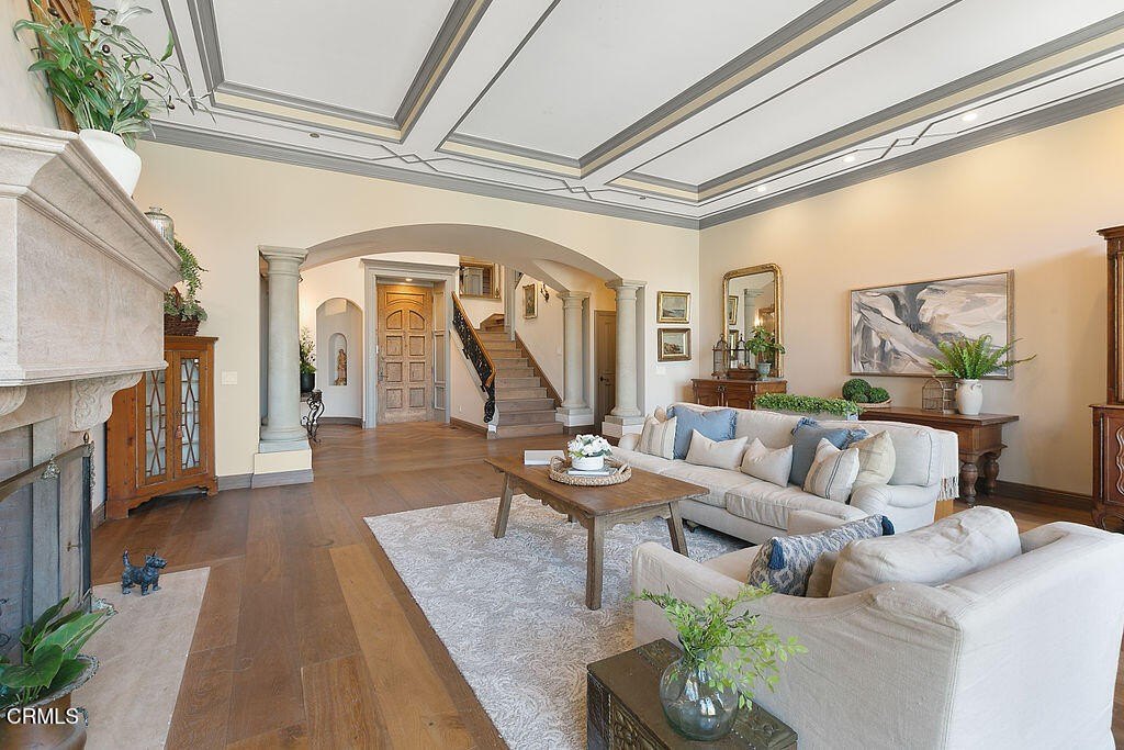 Camarillo, California, 93010, United States, 4 Bedrooms Bedrooms, ,6 BathroomsBathrooms,Residential,Forsale,1919117