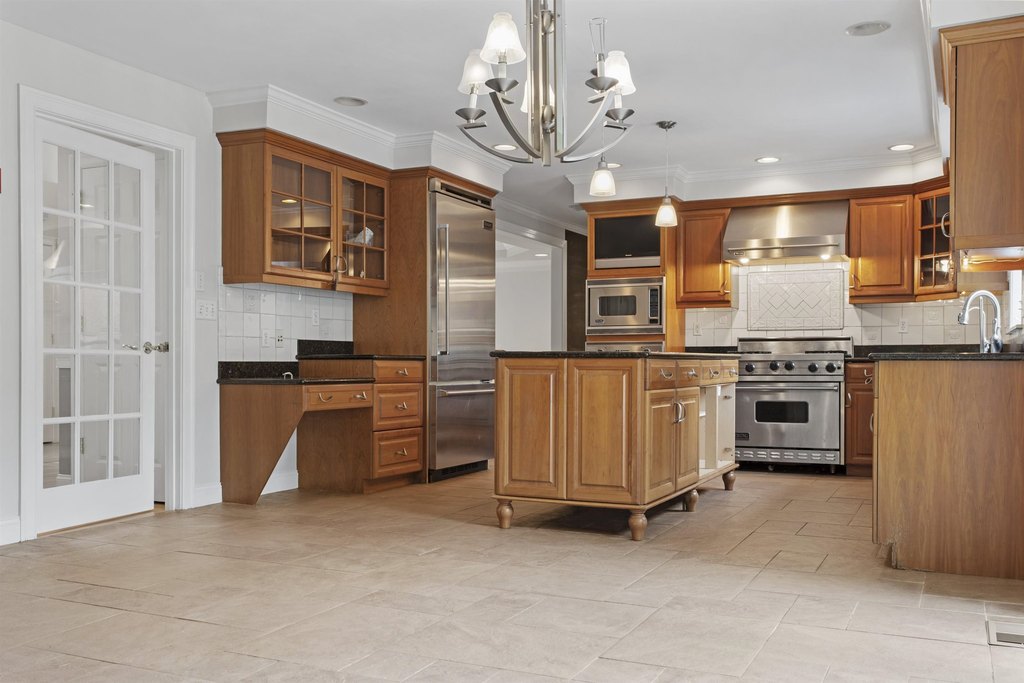 North Hampton, New Hampshire, 03862, United States, 4 Bedrooms Bedrooms, ,4.5 BathroomsBathrooms,Residential,Forsale,1933937