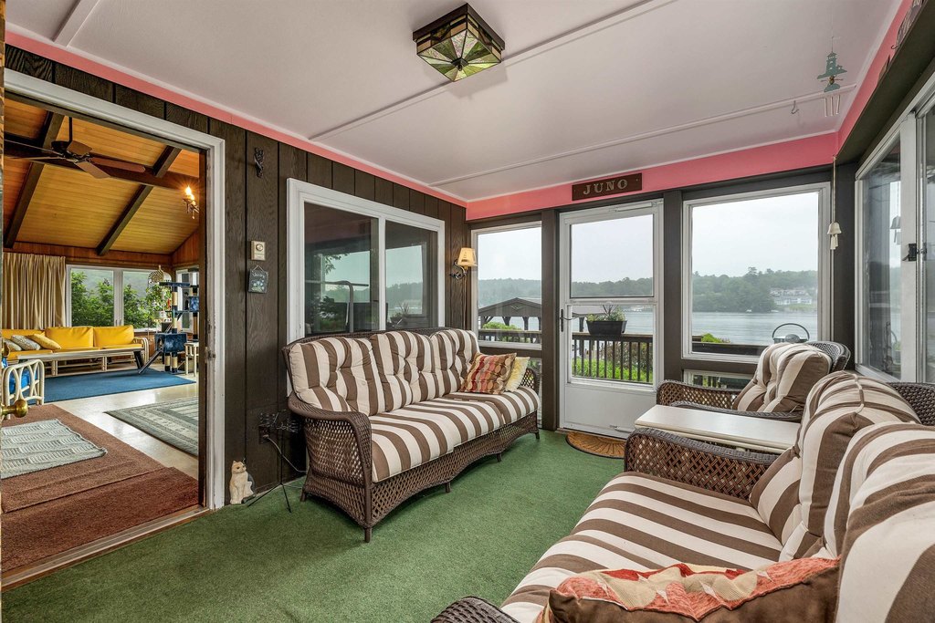 Laconia, New Hampshire, 03246, United States, 3 Bedrooms Bedrooms, ,1.5 BathroomsBathrooms,Residential,Forsale,1968465