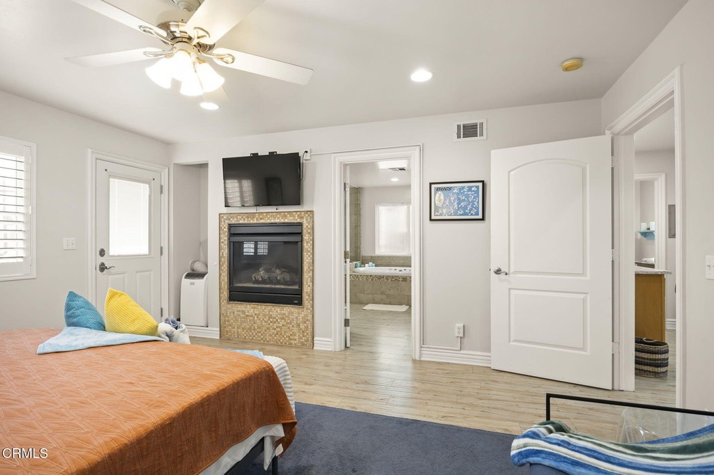Oxnard, California, 93035, United States, 3 Bedrooms Bedrooms, ,2.5 BathroomsBathrooms,Residential,Forsale,1941483