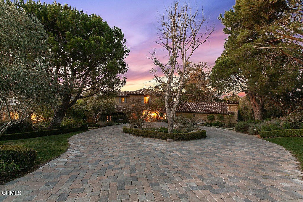 Camarillo, California, 93010, United States, 4 Bedrooms Bedrooms, ,6 BathroomsBathrooms,Residential,Forsale,1919117
