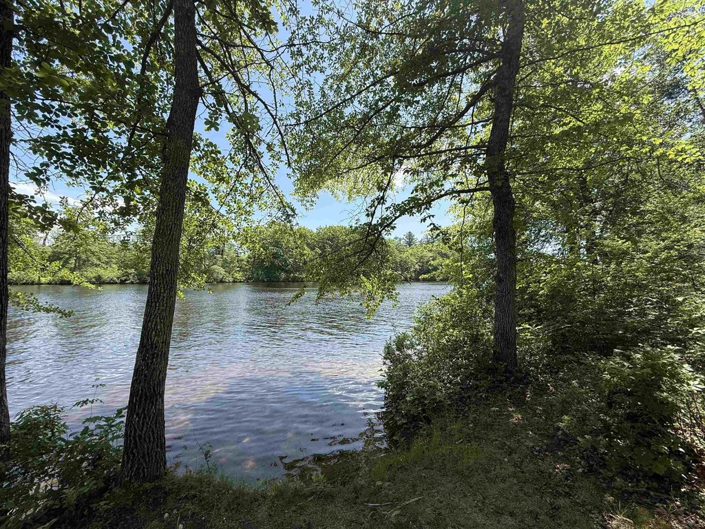 Freedom, New Hampshire, 03836, United States, 2 Bedrooms Bedrooms, ,1 BathroomBathrooms,Residential,Forsale,1933977