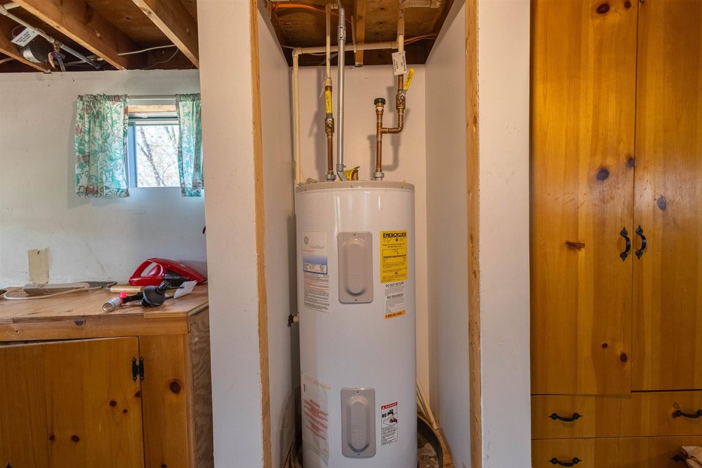 Freedom, New Hampshire, 03836, United States, 2 Bedrooms Bedrooms, ,1 BathroomBathrooms,Residential,Forsale,1933977